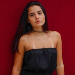 Meet your Posher, Ana